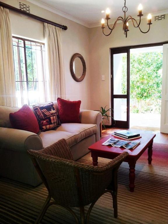 ستيلينبوش Oak Village B&B المظهر الخارجي الصورة